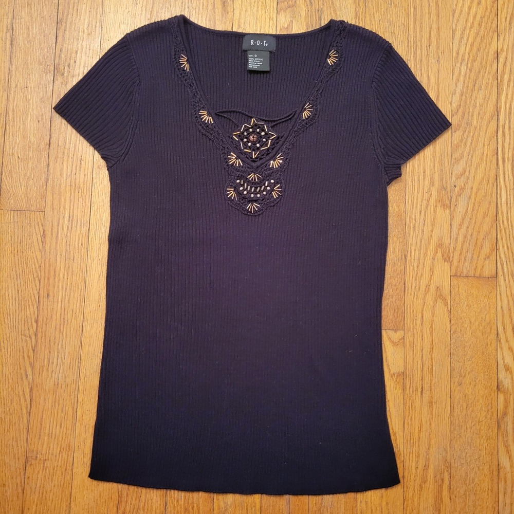 RQT S Knit Top Black Beaded Crochet V Neck Ribbed‎ Short Sleeve Whimsigoth Y2K